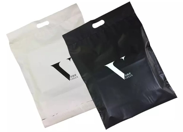 Best Uses and Advantages of T Shirt Packaging Bags
