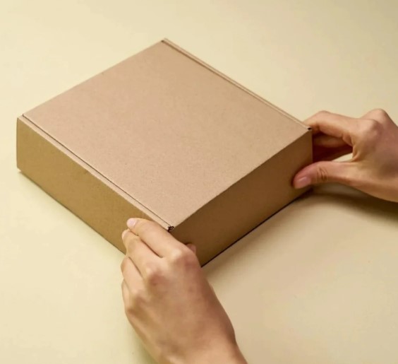 A Guide to Discreet Packaging and Shipping for Your Ecommerce Business